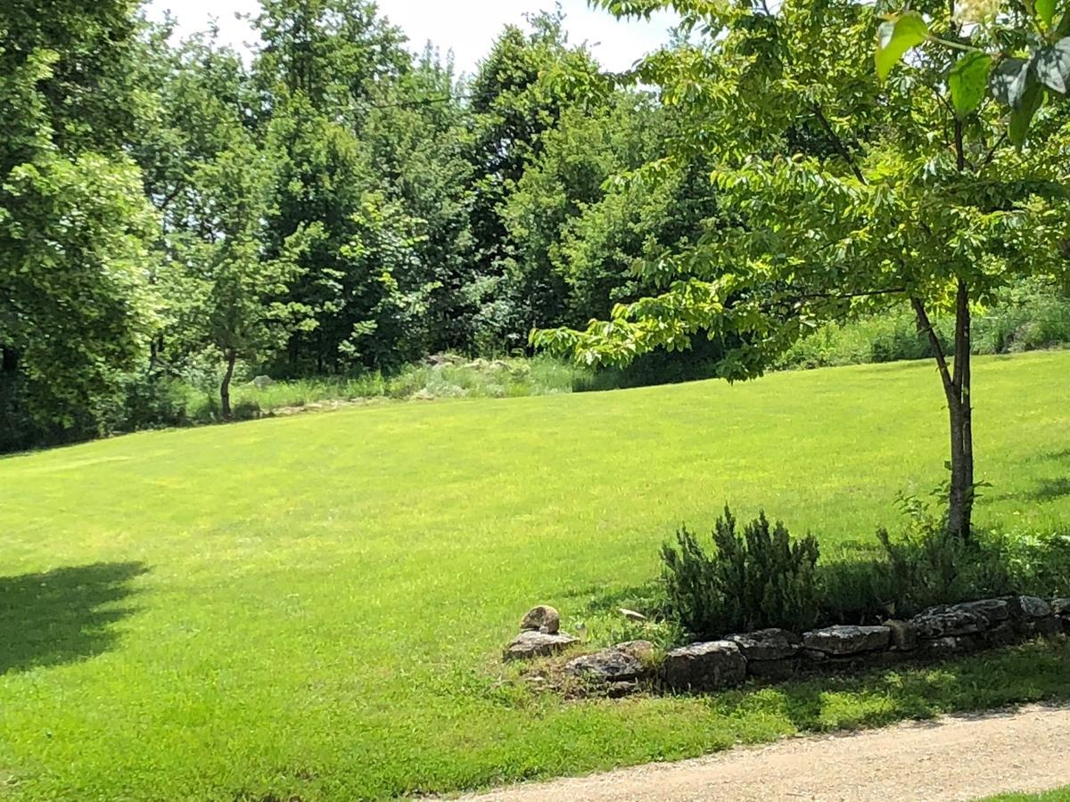 Bed and Breakfast Weekend En Provence Comps  Екстер'єр фото