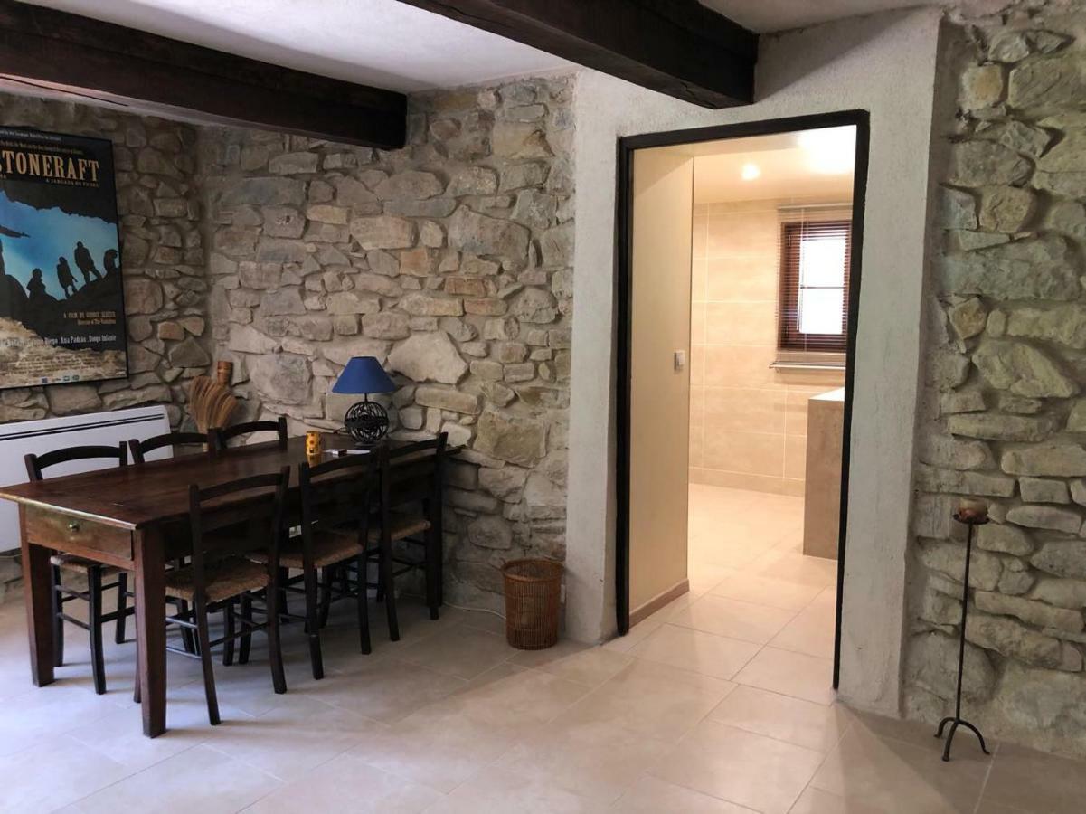 Bed and Breakfast Weekend En Provence Comps  Екстер'єр фото